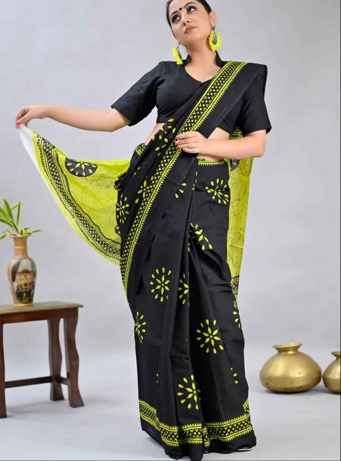 Noor Black Mulmul Cotton Saree