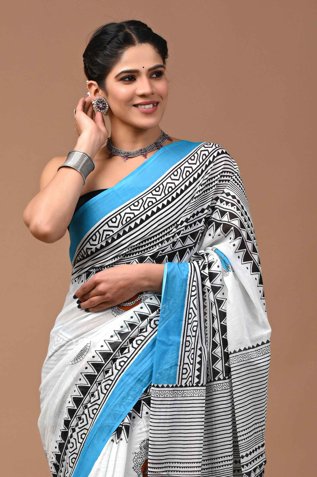 Zen Sutra Buddha Print Mulmul Cotton Saree